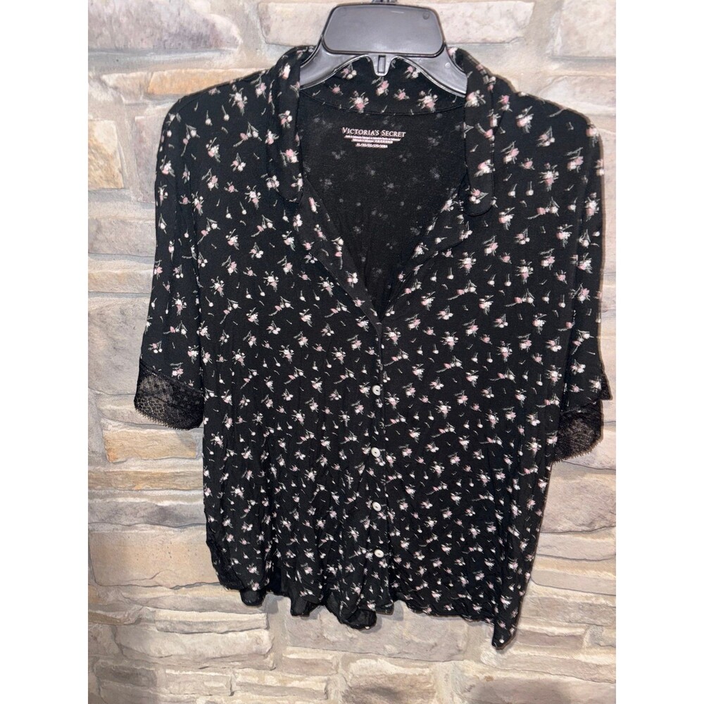 Victoria’s Secret floral pajama Top EUC